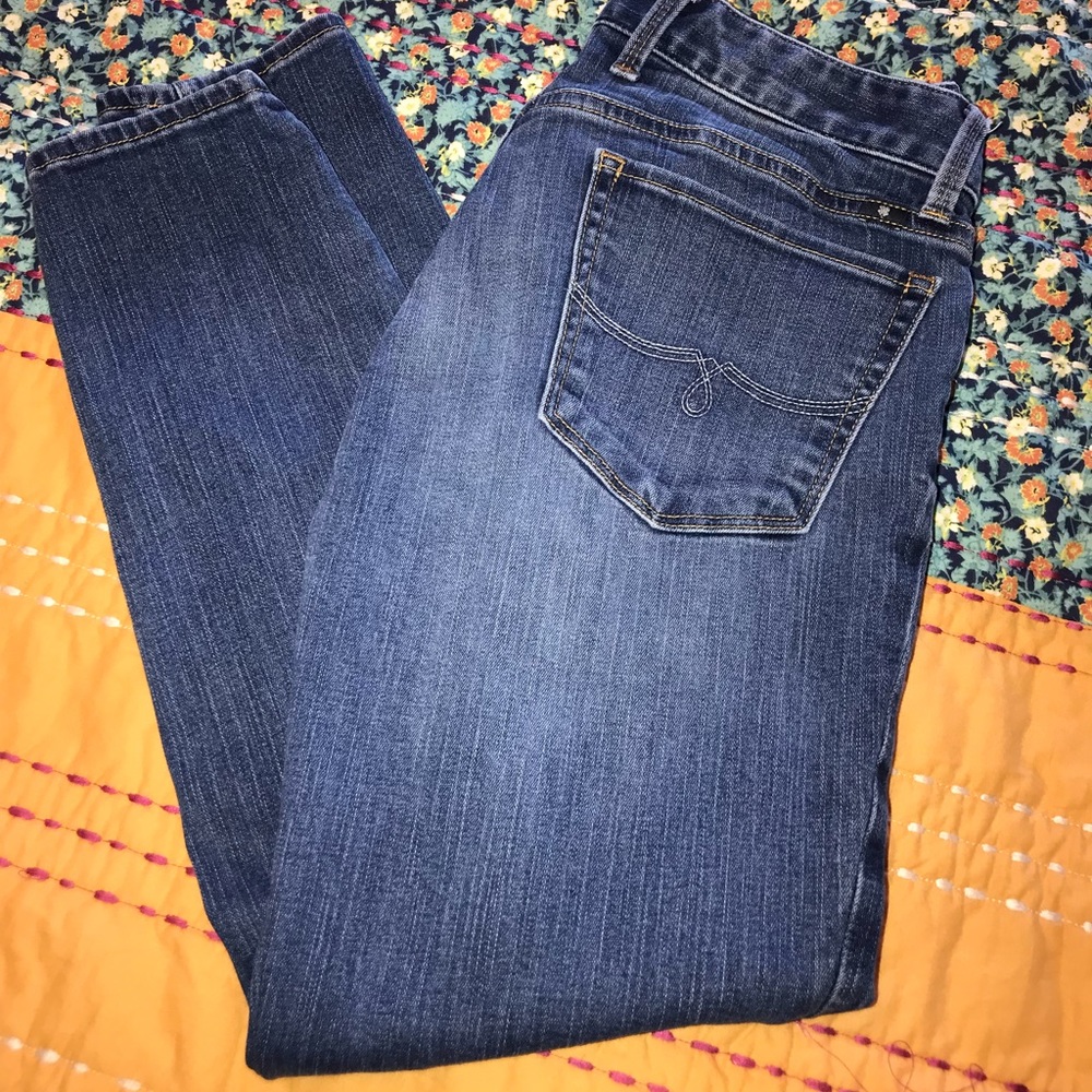 Lucky Brand Lolita Capri jean in EUC 😍